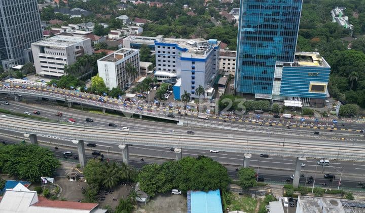 Lahan komersil siap bangun harga dkt NJOP di Gatot subroto
