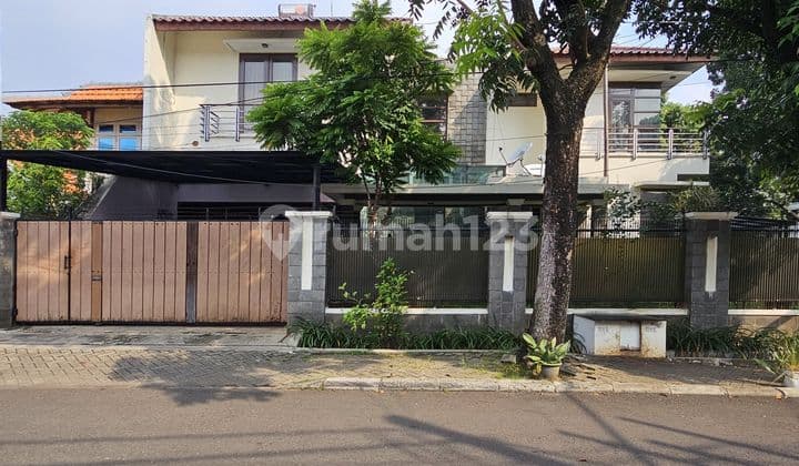 Rumah modern cck ******** di Kebayoran baru