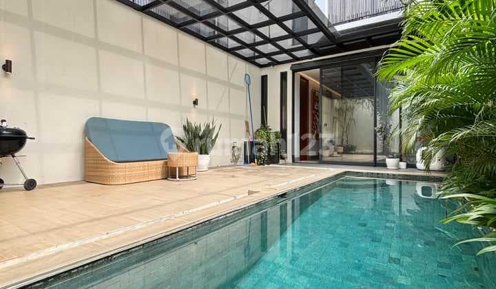 Rumah Cantik Design Tropical Private Pool Dlm Towh House.dveteran
