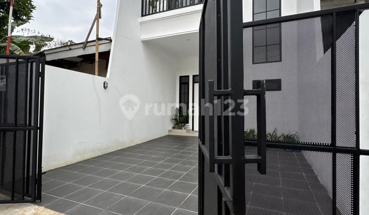Rumah Baru Design Modern Siap Huni Dlm Komplek di Cinere