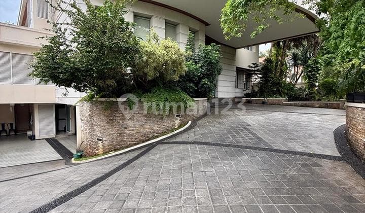 Rumah Mewah Siap Huni Dalam Komplek Bukit.golf Pondok Indah