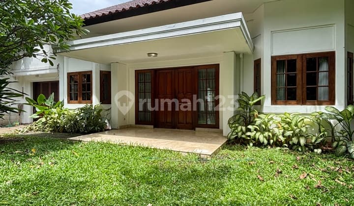 Rumah Asri 1.antai Jarang.ada.siap Huni Di Kebayoran Baru
