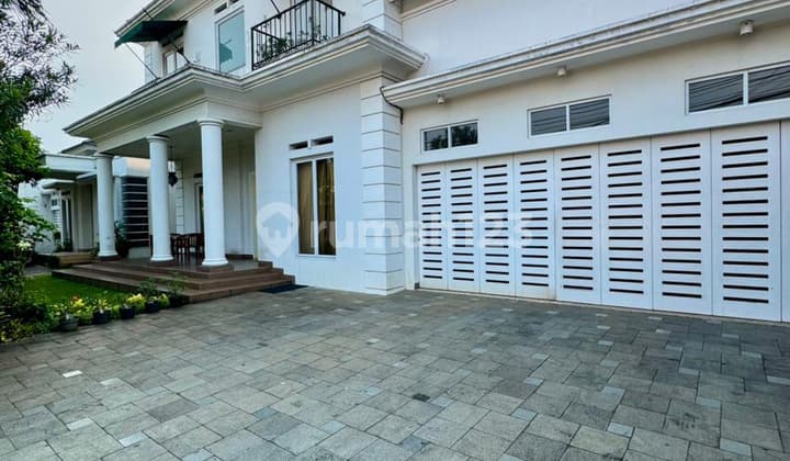 Rumah Mewah Design Classik Siap Huni di Cipete