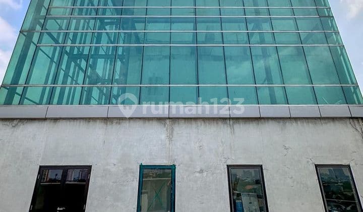 Gedung Komersil Strategis Di Area Scbd Kebayoran Baru