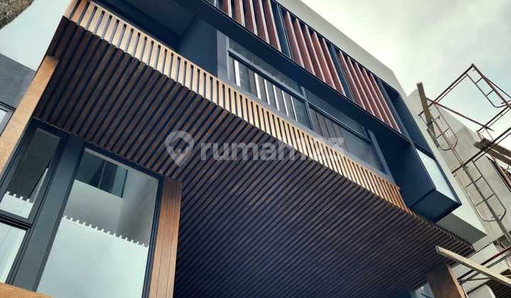 Brand.new Design Modern Private Pool Siap Huni Di Kemang