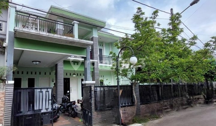 Rumah SHM 2 Lt Luas Di Komp.Cibubur Akses Mudah Dekat Tol dan LRT