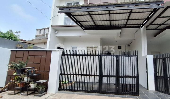 Dijual Rumah Cantik Di Jatiwaringin Bekasi 5 Menit Ke Akses Tol
