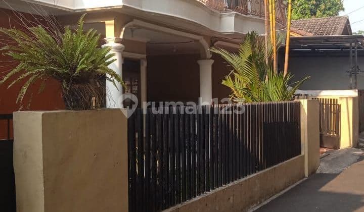 Rumah SHM 2 Lt Di Condet Jakarta Timur