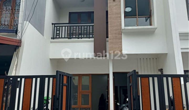 Rumah Baru Minimalis Pondok Bambu Jakarta Timur