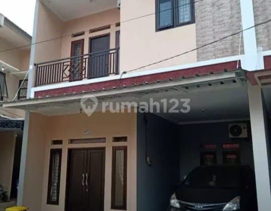 Rumah Murah 2 Lantai Kp Rambutan Jakarta Timur Dekat Tol dan L R T