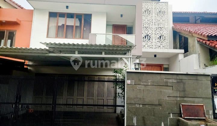 Rumah Bagus di Jatibening Ratna Bekasi Dekat Tol dan L R T
