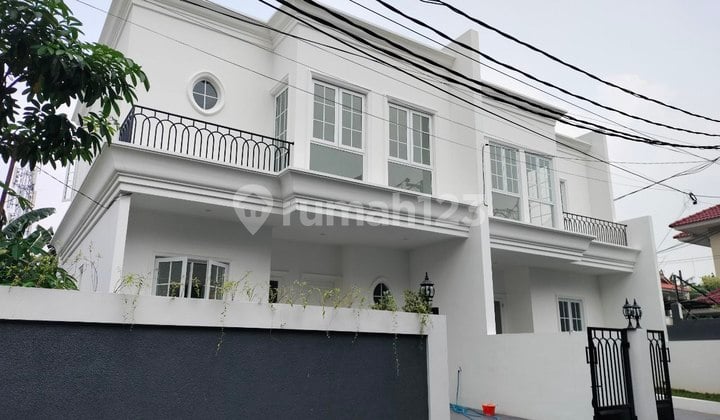 Rumah Siap Huni Desain Mewah Dekat Tol Dan L R T Jatiwaringin Bekasi