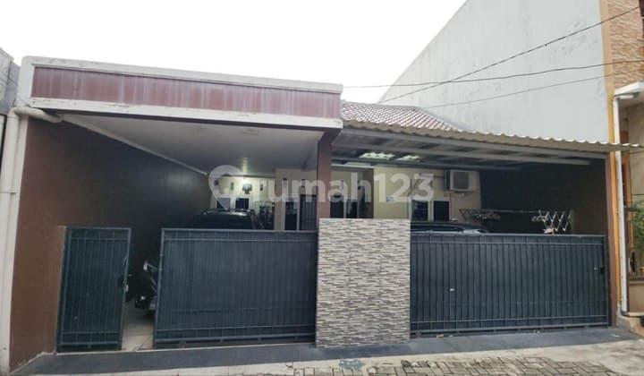 Strategic Affordable House in Jatiwaringin Near Toll Road and LRT