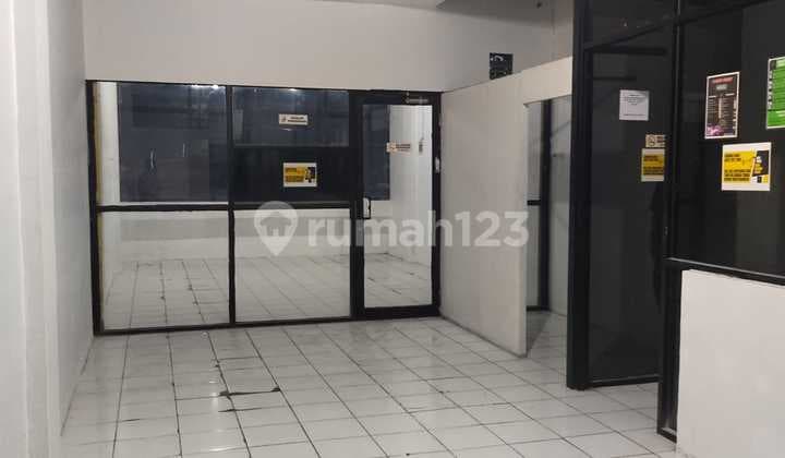 Hot Sale! Ruko 3 Lantai Pinggir Jalan Raya Pemuda Kranji - Cocok untuk Usaha, Dekat Stasiun