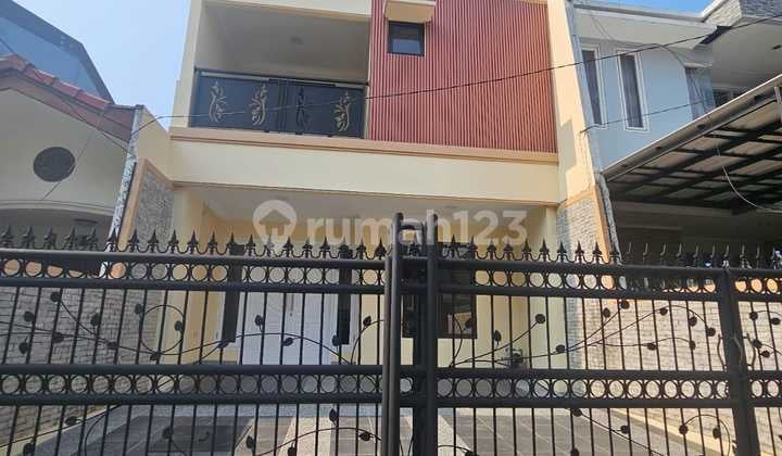 Beautiful Move-in Ready House with SHM in Pandawa, Janur Hijau, Kelapa Gading, North Jakarta