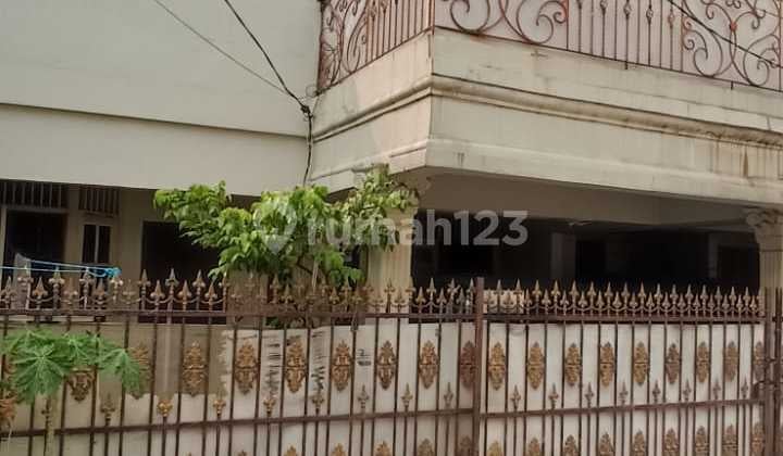 Rumah 2 Lantai Dekat Perkotaan di Kelapa Gading, Jakarta Utara