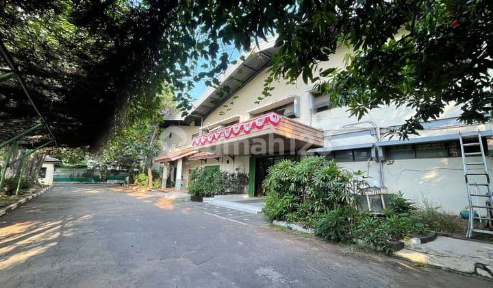 Factory in Pulo Gadung Industrial Area East Jakarta Low Price