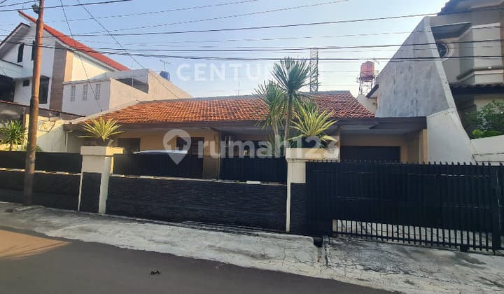 Residential House & 7-Room Boarding House in Cempaka Putih
