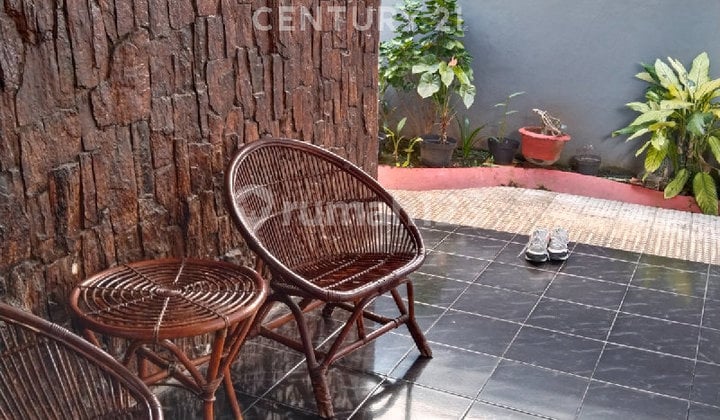 Rumah Lama Cocok Cluster Di Gang Kramat Lokasi Strategis