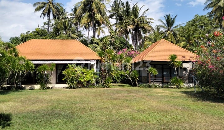 Villa pinggir pantai di Tanjung Lombok Utara