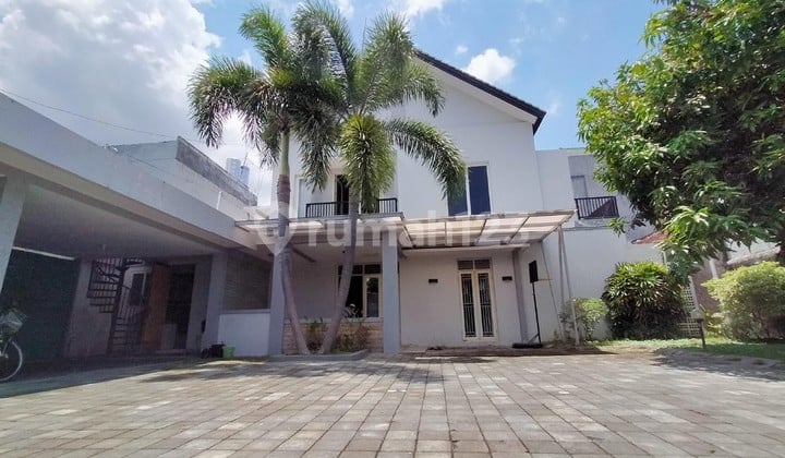 Rumah mewah di kompleks Pepabri Pagesangan