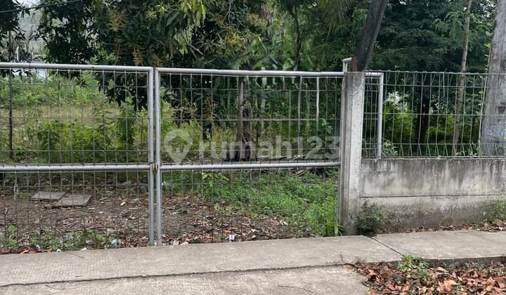 Tanah Pinggir Jalan Raya Sentral Kuta Mandalika