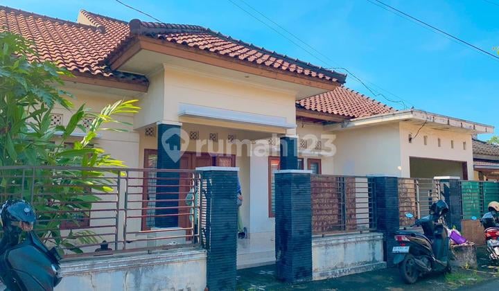 Rumah di Taman Baru dekat mall epicentrum