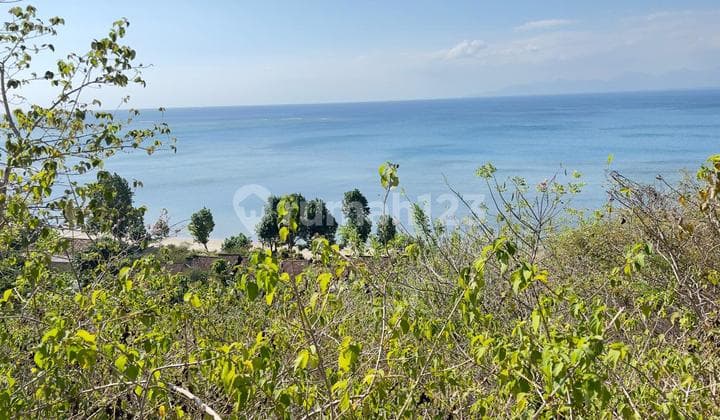 Tanah view laut dan Gili di Sekotong Lombok Barat