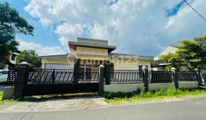 Rumah Dekat Mall Epicentrum Kota Mataram