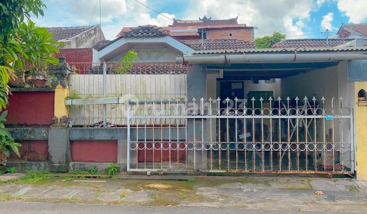 Rumah di Kompleks Pagutan Permai Kota Mataram