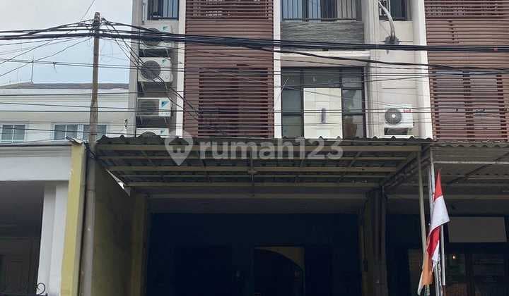 Ruko Siap Pakai Cocok Untuk Kantor Atau Usaha Di Bintaro Sektor 9