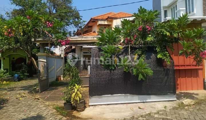 House With Large Yard In Sudimara Ciledug Tangerang Price Below NJOP