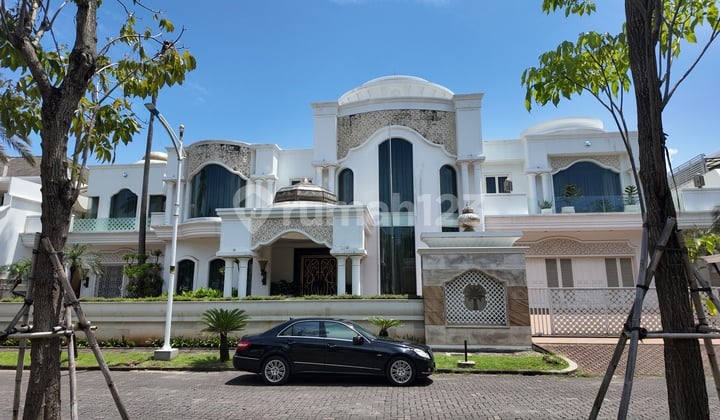 Rumah Super Mewah dan Luas di Pantai Mutiara Jakarta Utara