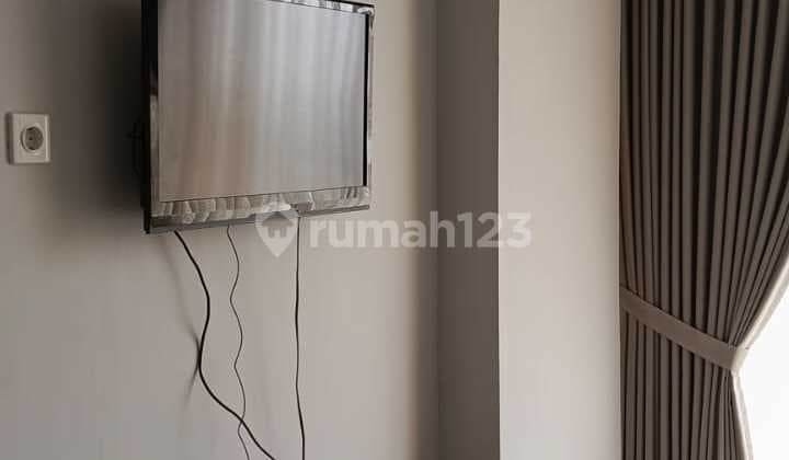 Apartment Type Studio Furnished There are 2 adjacent units At Majestic Point Serpong