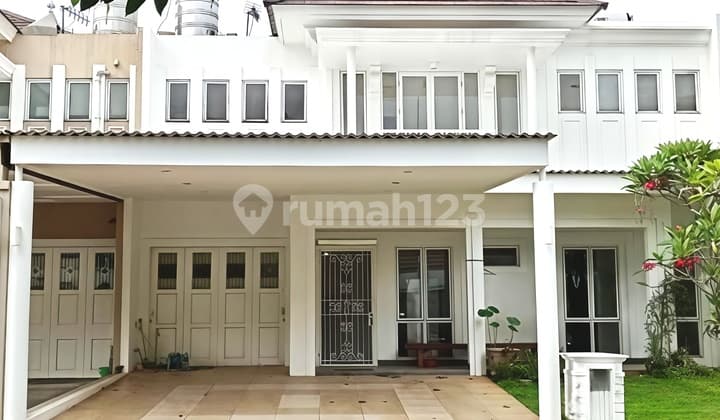 Rumah Unit Langka Semi Furnished di De Park BSD