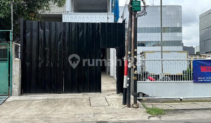 Business Space Suitable for Home, Warehouse, or Boarding House in Jembatan Lima Sawah Lio Raya