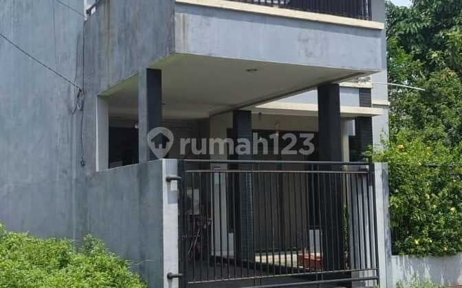 Rumah Bagus Di Tengah Kota Tangerang Taman Pabuaran Karawaci