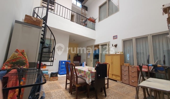 Rumah di Permata Puri Media, Luas 8X18 Hadap Timur