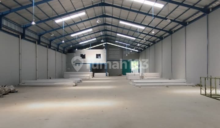 Warehouse in Balaraja, Includes Office with 40ft Container Access, Land Area 1600M²