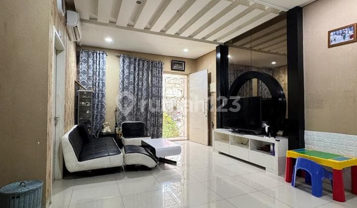 Rumah di Green Lake City Cluster Amerika West Coast, LT 120M²