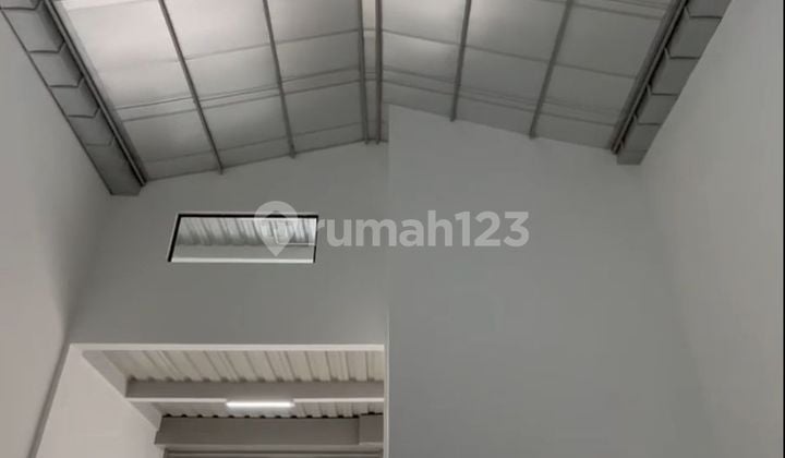 Gudang Brand New di Duta Indah Starhub, LT 382,5M² Gudang Brand New di Duta Indah Starhub, LT 382,5M²