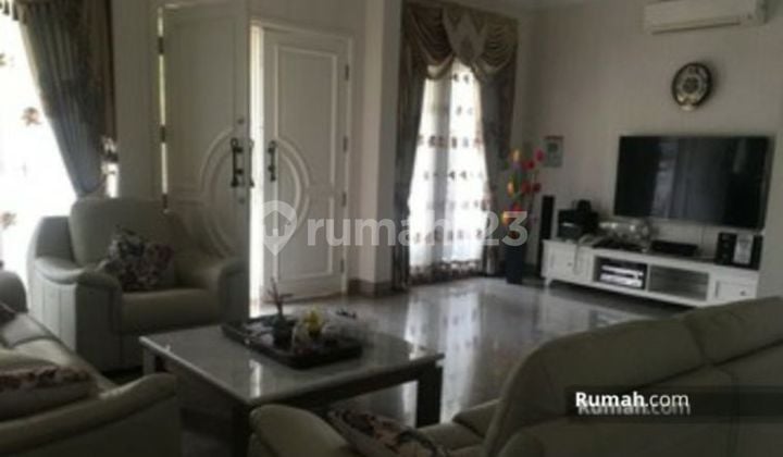Rumah di Pluit Utara, Hook, 2 Lantai, Full Furnish, LT 340M²
