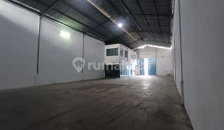 Gudang di Miami, Dekat Jalan Toll, Lt 420M2