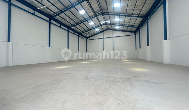 Gudang di Cipondoh, Dalam Tahap Pembangunan, LT 800M²