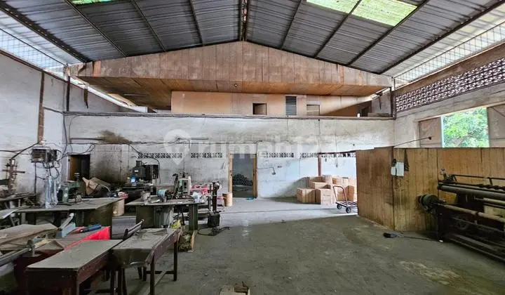Factory and Warehouse in Tanah Tinggi Tangerang, Land Area 1960M²