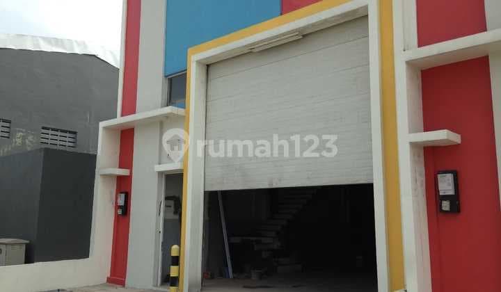 Gudang di Green Sedayu Biz Park, Jl. Daan Mogot, Kalideres, Kalideres, Kota Jakarta Barat.. Uk 8X45m. Ad Crane. Space Kantor.. Unit Ready.. 12M Nego
