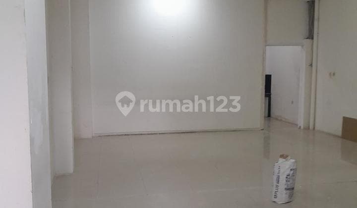 Gudang Sedayu Bizpark Daan Mogot Uk 6X20m. Siap Huni. 3.1M Nego !!