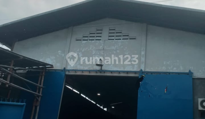 Gudang Kamal Indah.. Lt648m2. Lb320m2. 1 Lantai. SHM.. 7M Nego