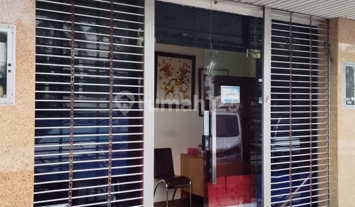 Shop House @ Aries Niaga Corner. Facing Main Road. Busy and Strategic Location. 150 Million IDR/Year Negotiable!