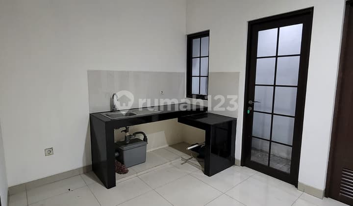 House @ Green Village. Size 6x10m. 2 floors. 3 Bedrooms. 42 million/year. Min 2 years.